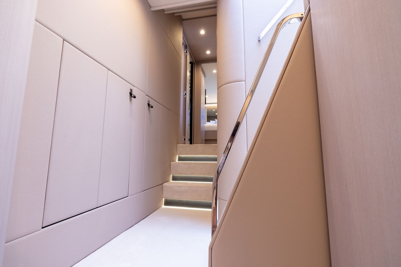 2024-azimut-yachts-71-2-7485f9