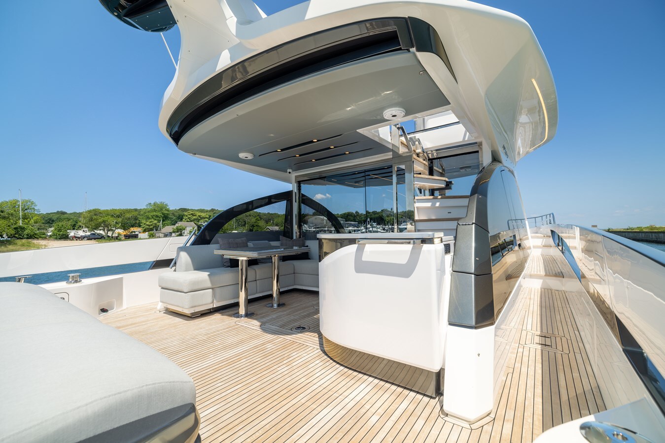 2024-azimut-yachts-71-2-7485f9