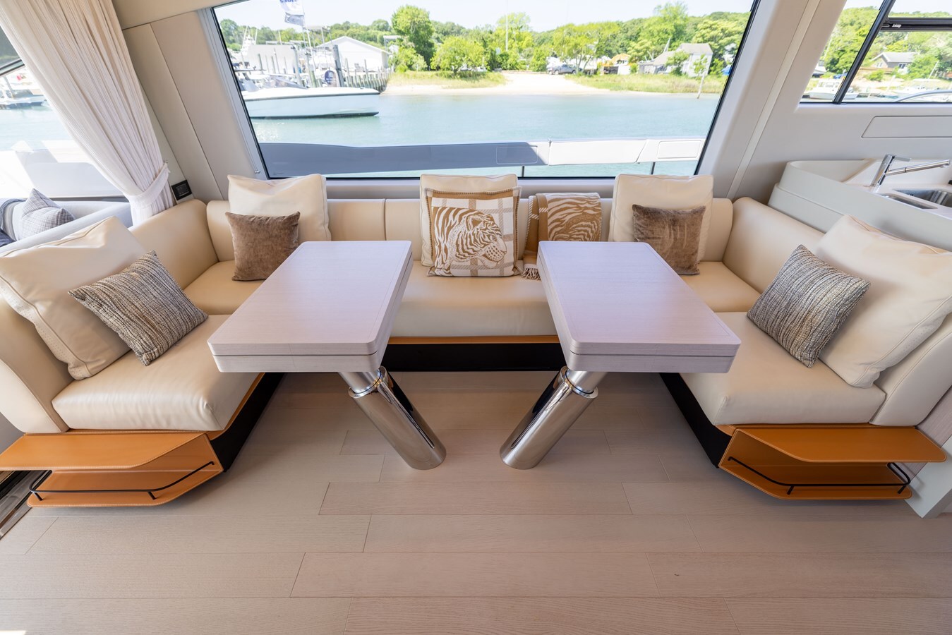 2024-azimut-yachts-71-2-7485f9