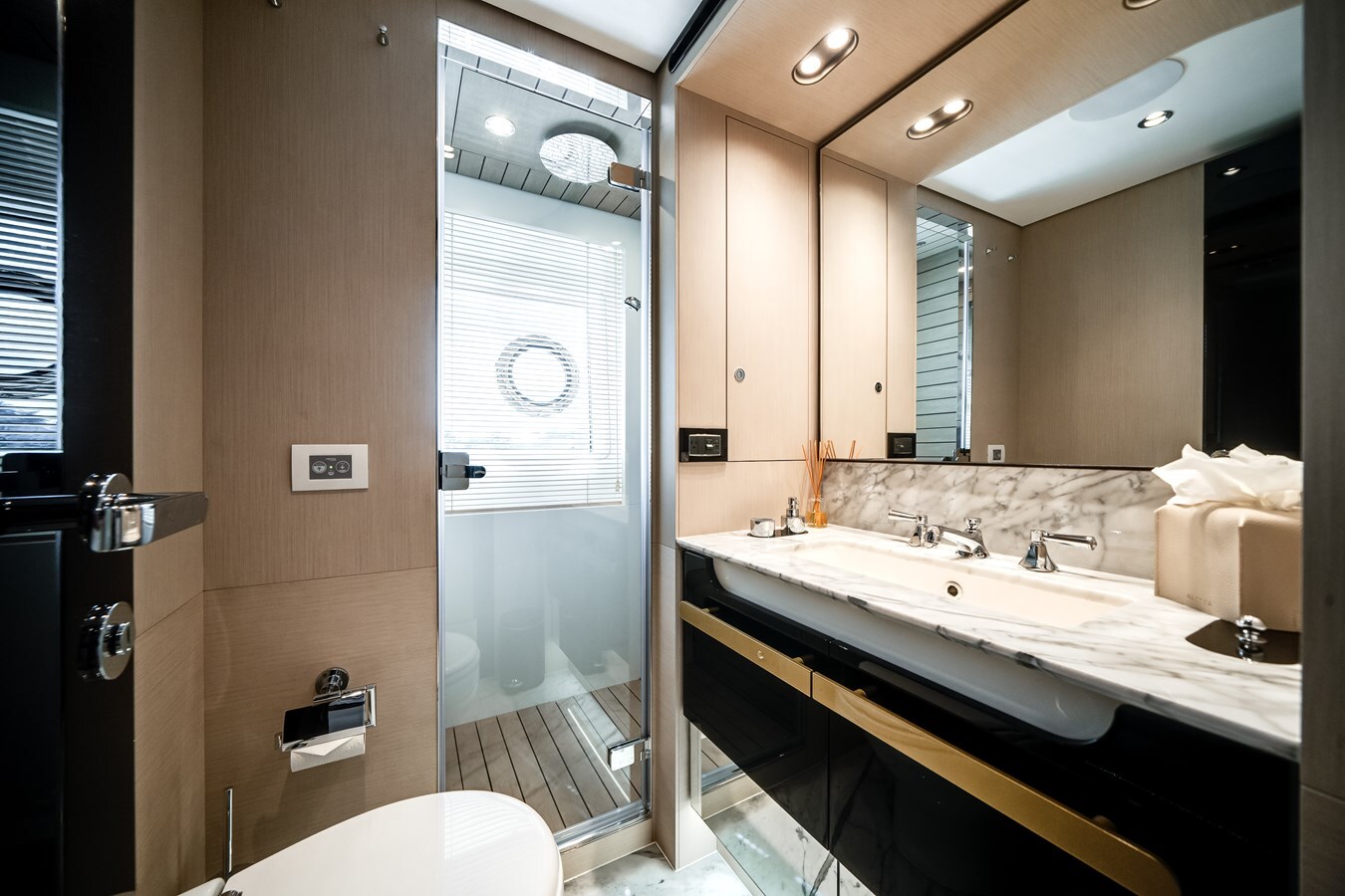 2024-azimut-yachts-87-10-92c32c