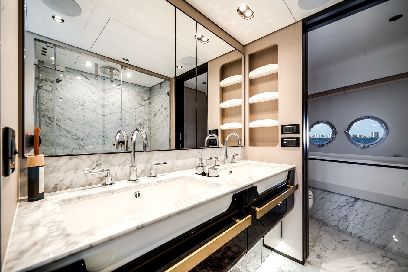 2024-azimut-yachts-87-10-92c32c