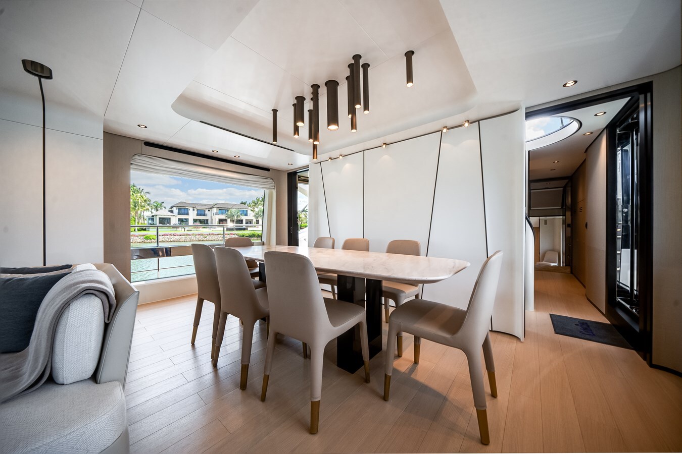 2024-azimut-yachts-87-10-92c32c