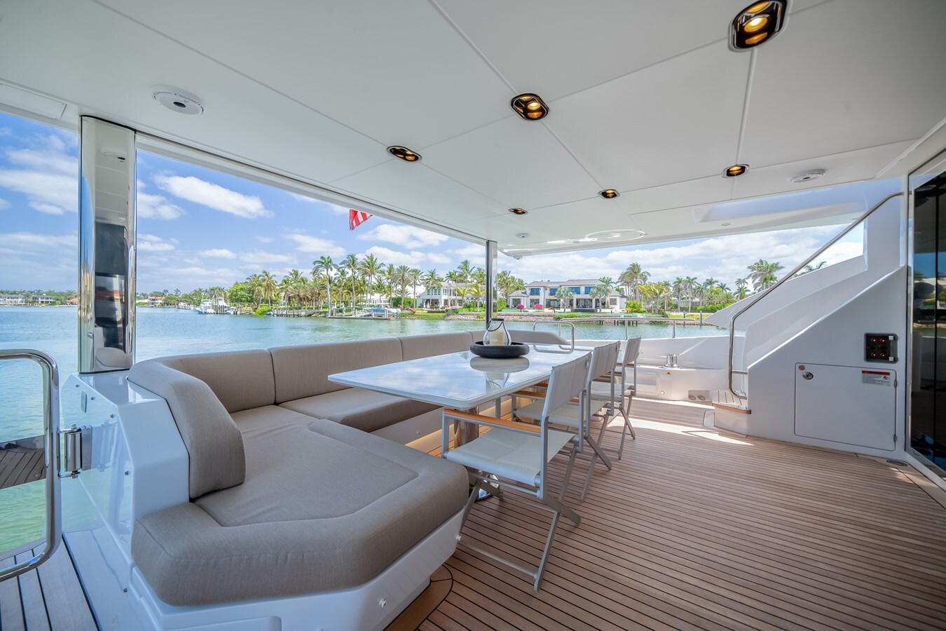 2024-azimut-yachts-87-10-92c32c