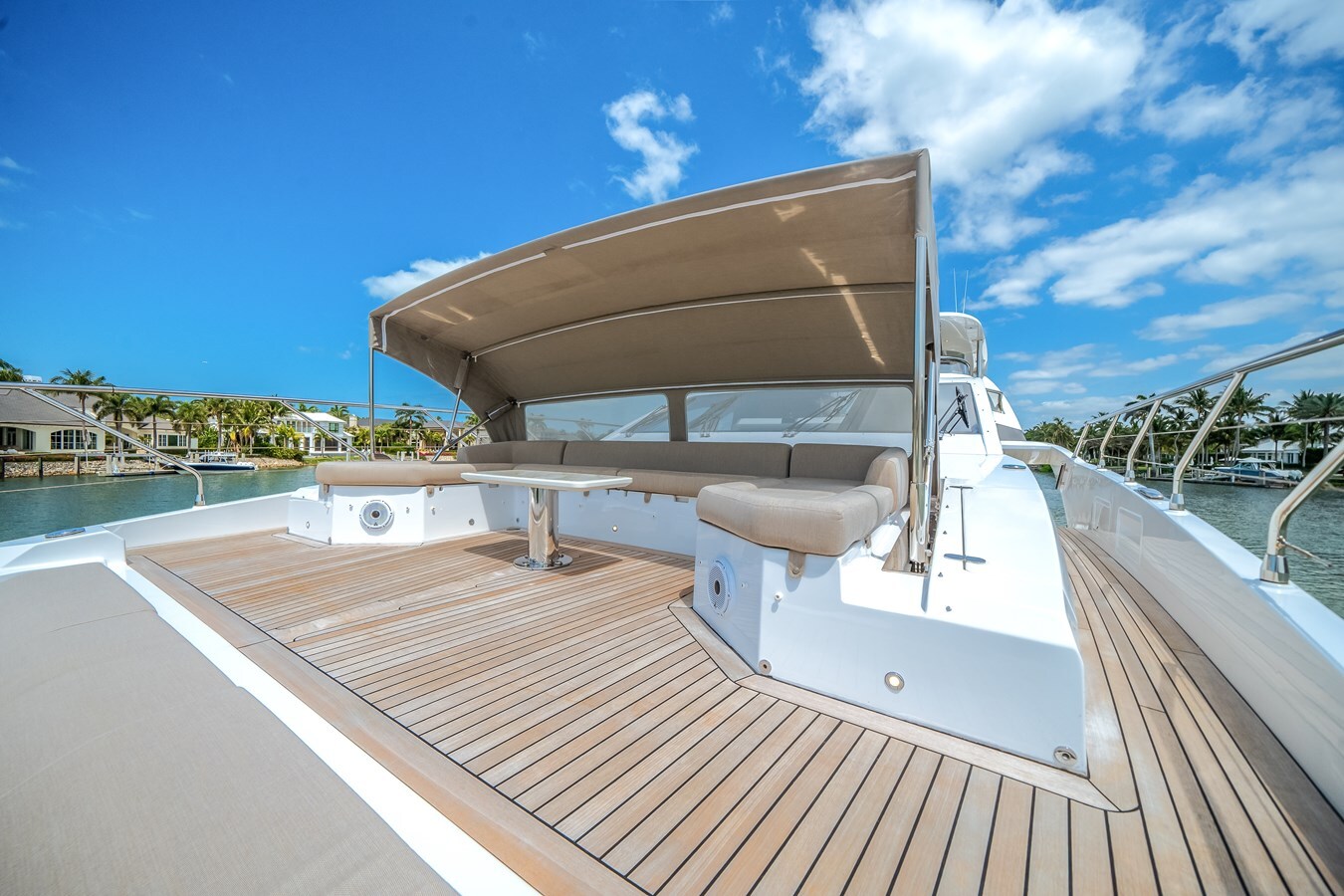 2024-azimut-yachts-87-10-92c32c