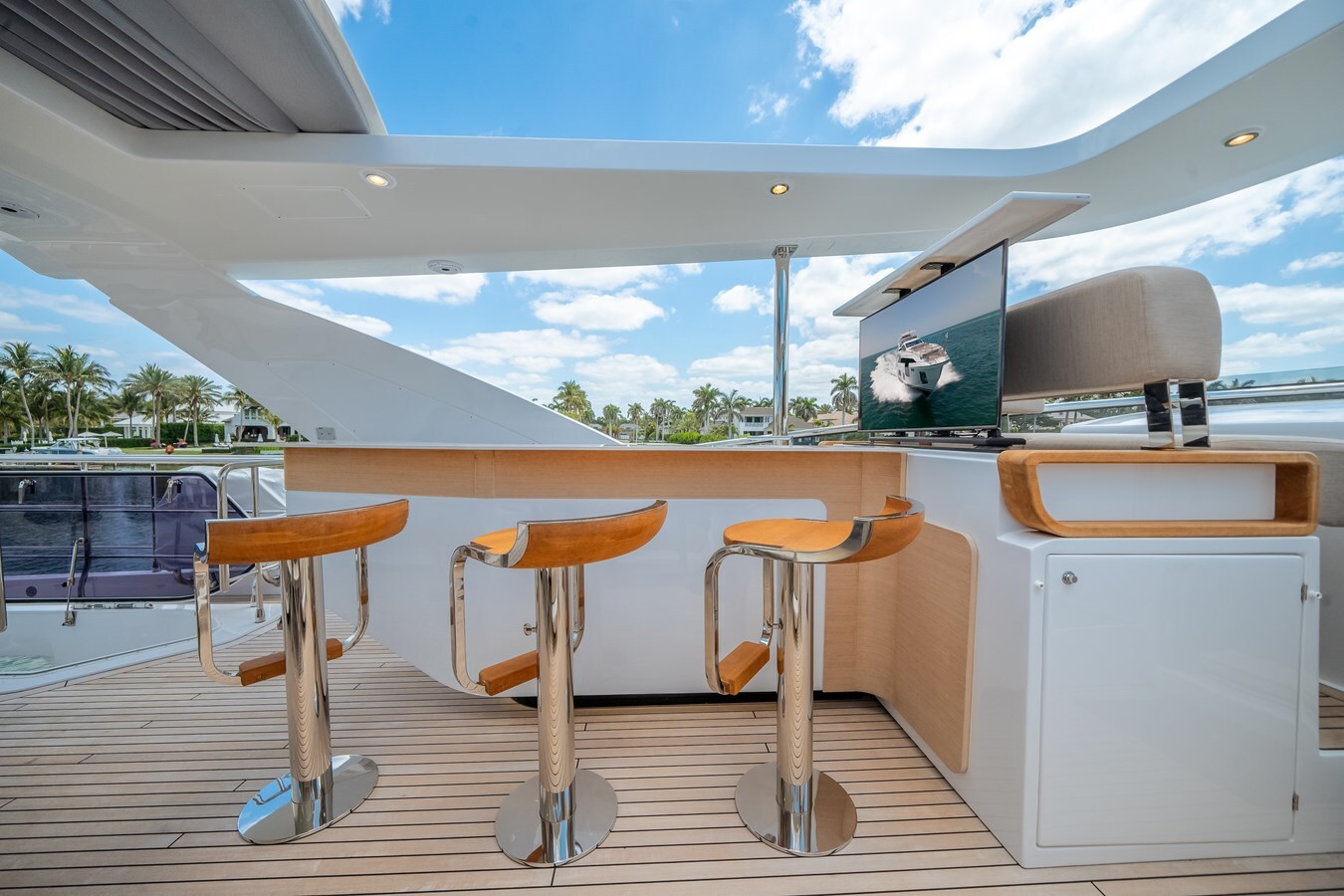 2024-azimut-yachts-87-10-92c32c