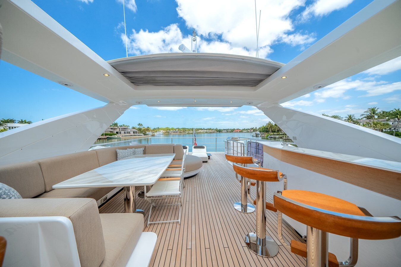 2024-azimut-yachts-87-10-92c32c