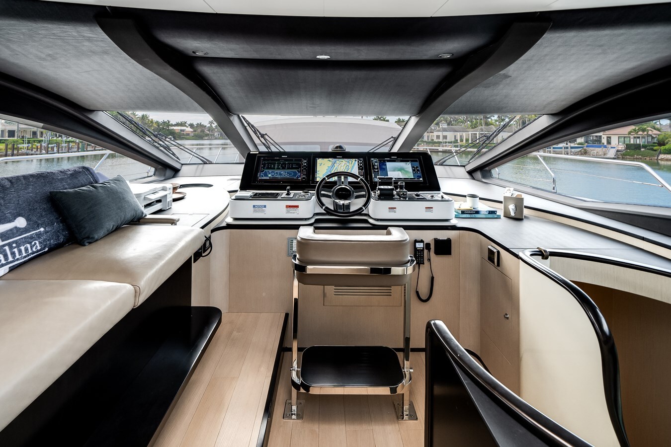 2024-azimut-yachts-87-10-92c32c