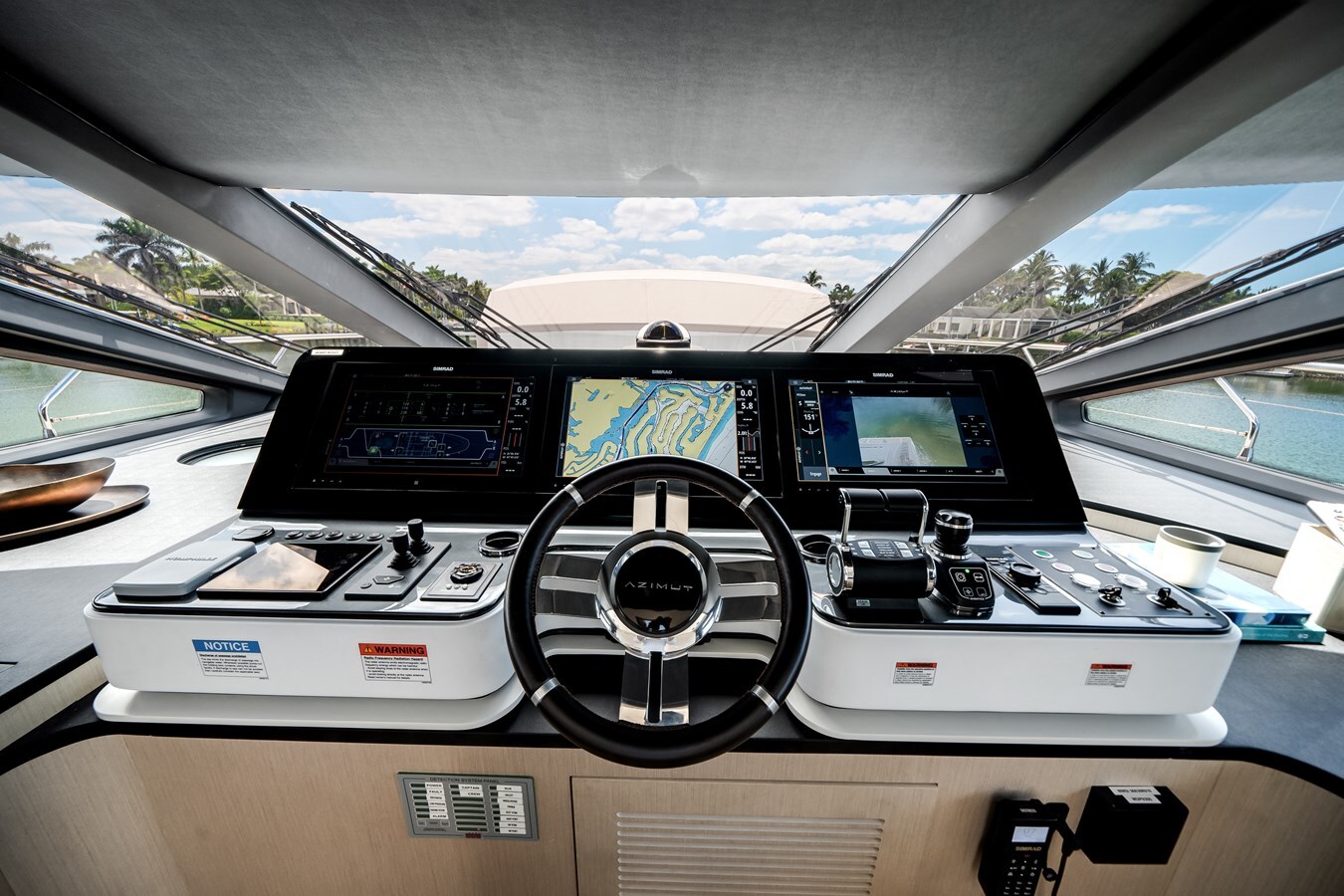 2024-azimut-yachts-87-10-92c32c