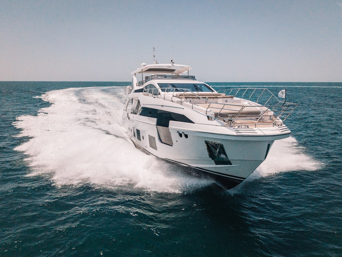 2024-azimut-yachts-87-10-92c32c