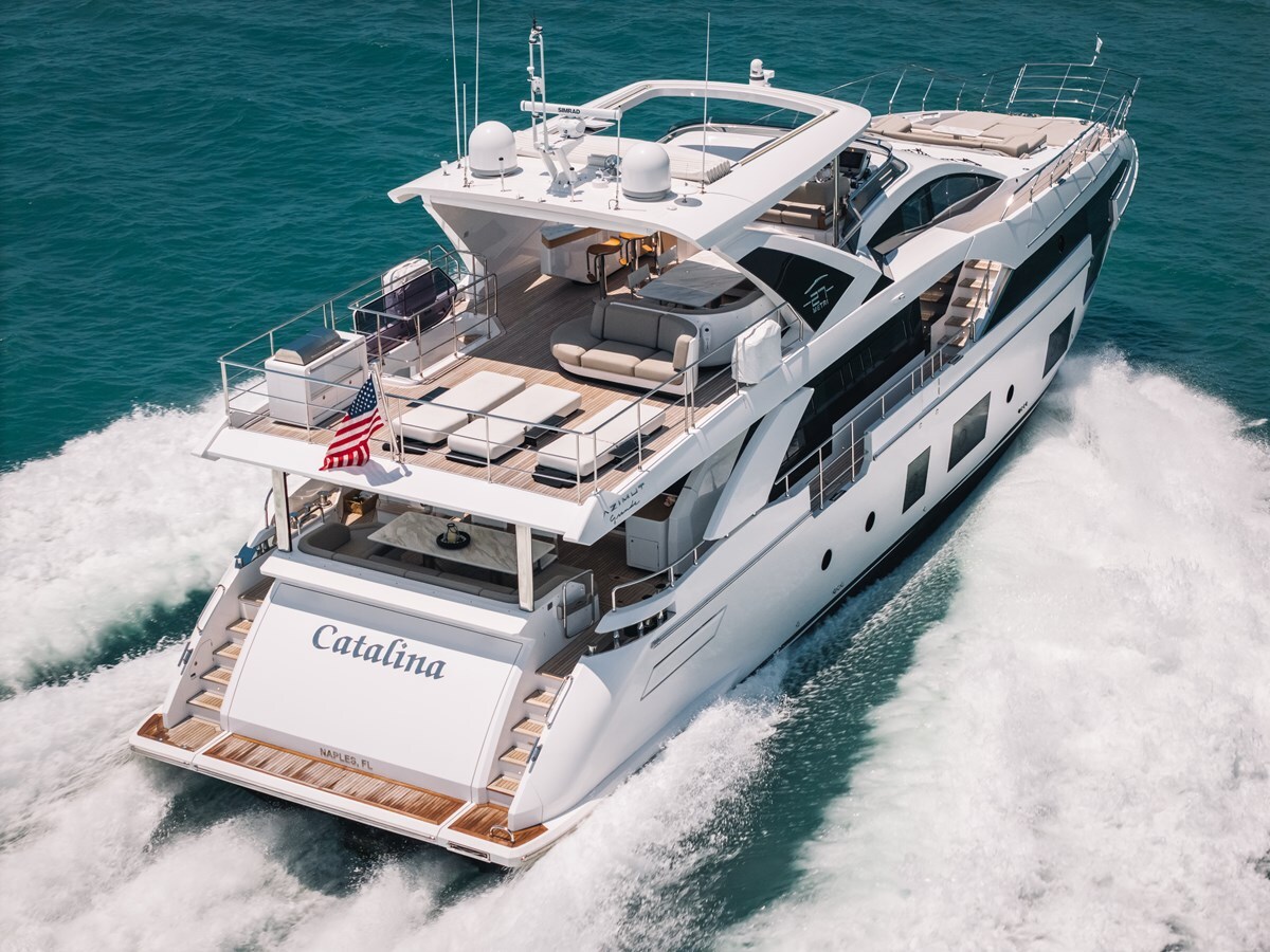 2024-azimut-yachts-87-10-92c32c