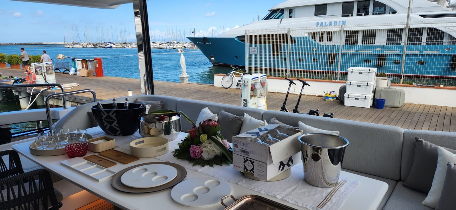 2024-azimut-yachts-87-11-fc7b51