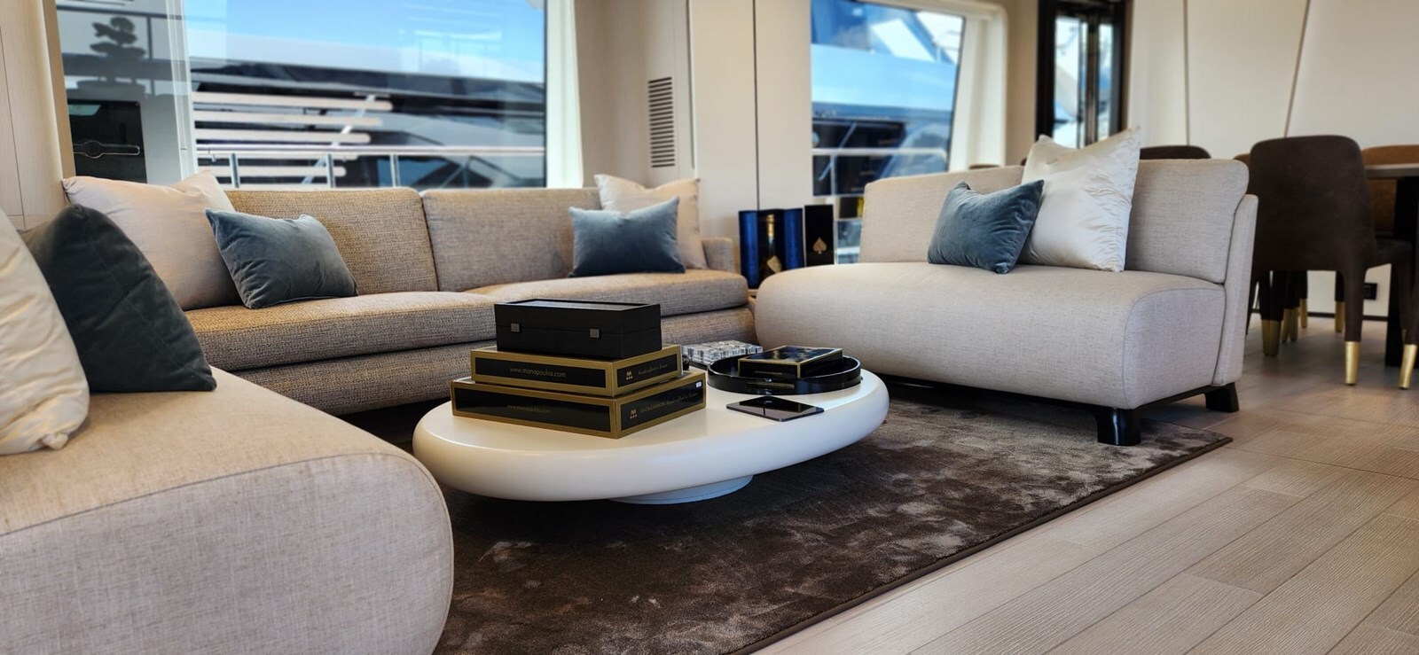 2024-azimut-yachts-87-11-fc7b51