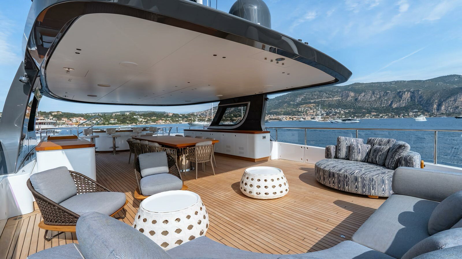 2024-benetti-133-11-4d0220