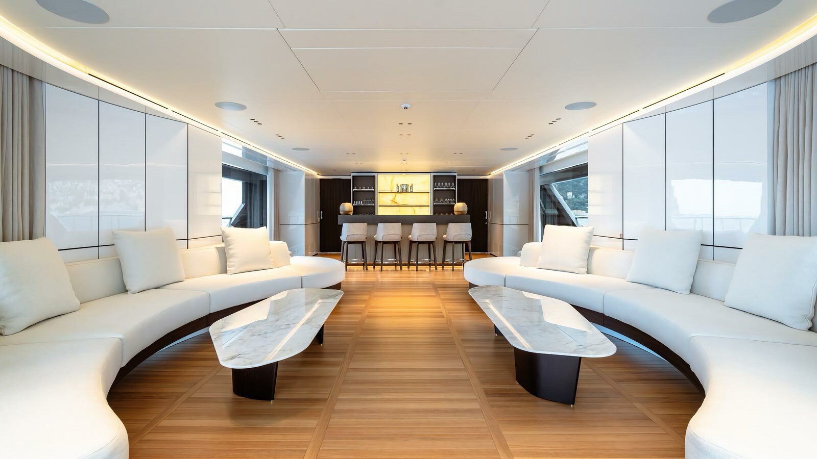 2024-benetti-133-11-4d0220