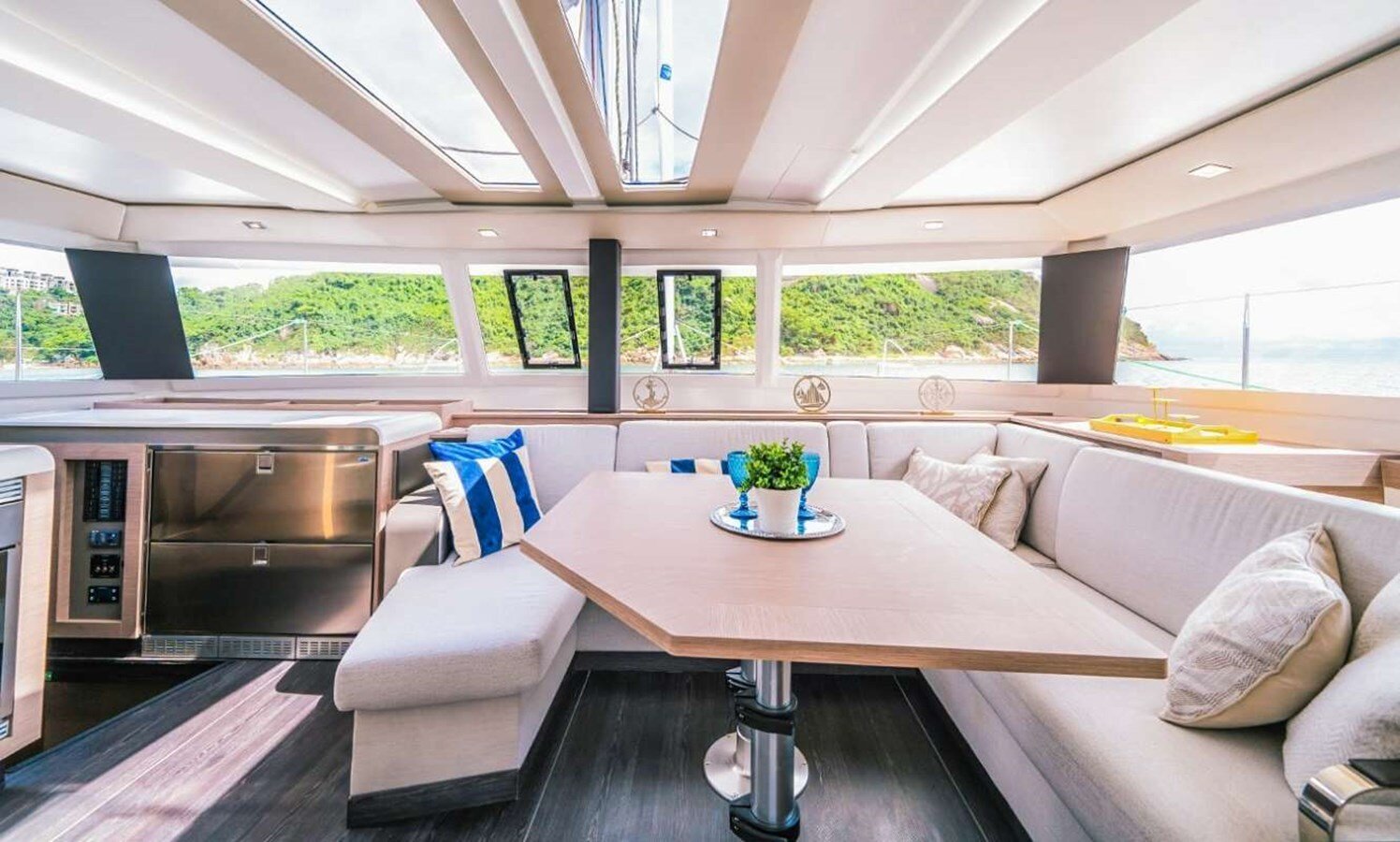 2024-fountaine-pajot-45-7-67ae0b