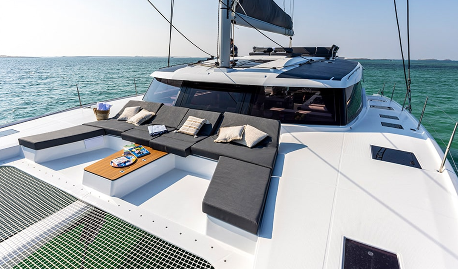 2024-fountaine-pajot-51-90ca79