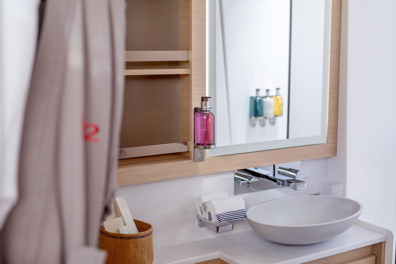 2024 FOUNTAINE PAJOT 64' 8