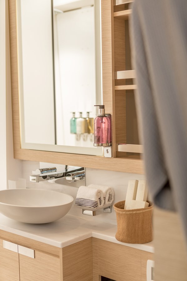 2024 FOUNTAINE PAJOT 64' 8