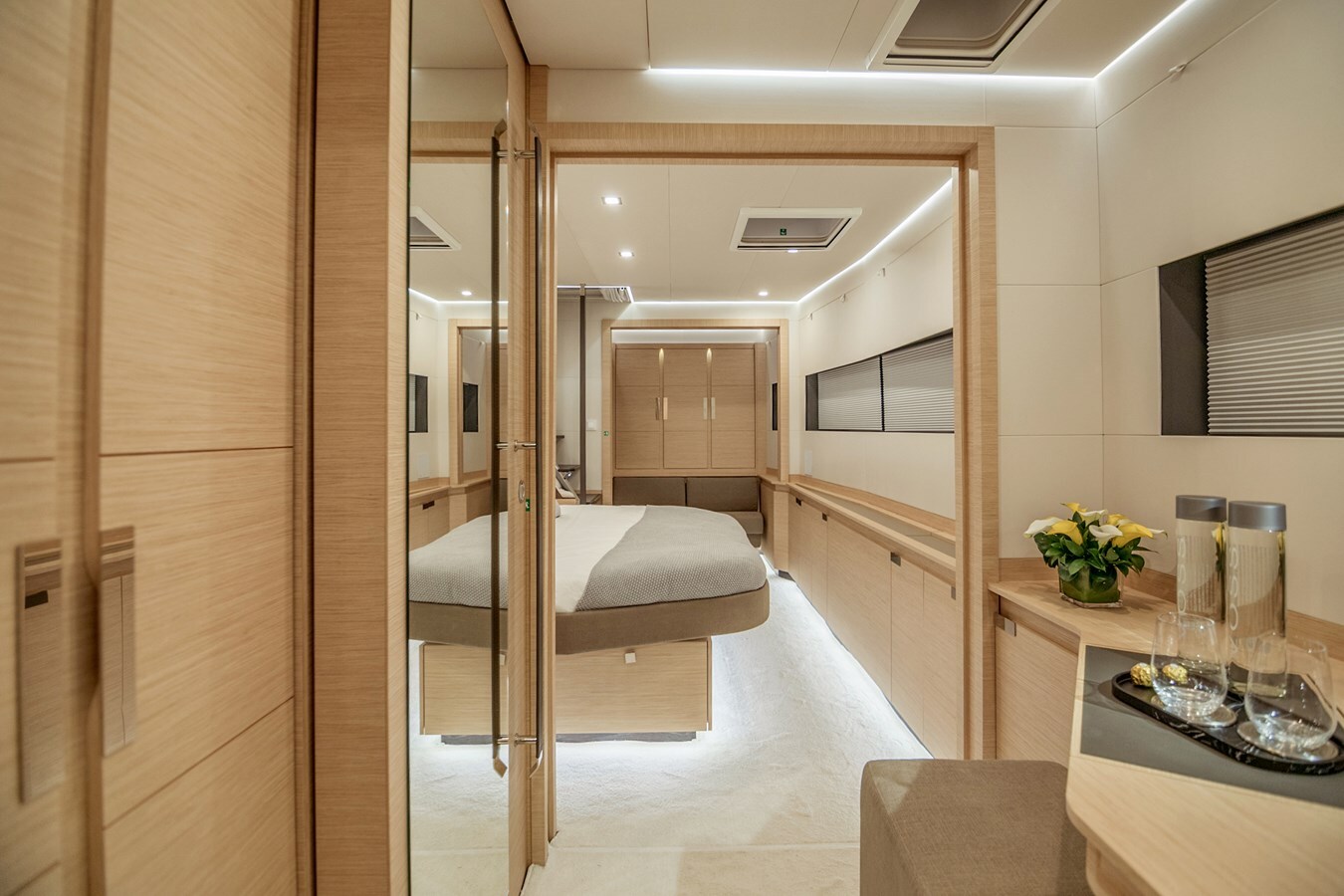 2024 FOUNTAINE PAJOT 64' 8