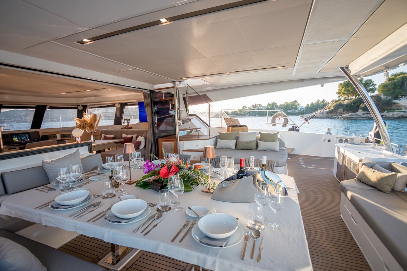 2024 FOUNTAINE PAJOT 64' 8