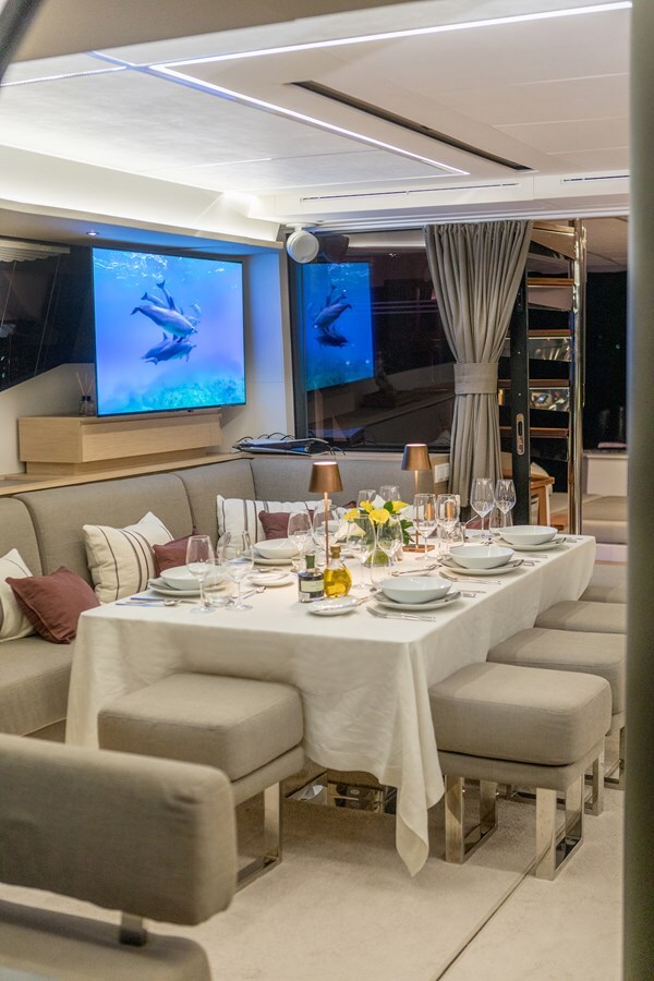 2024 FOUNTAINE PAJOT 64' 8