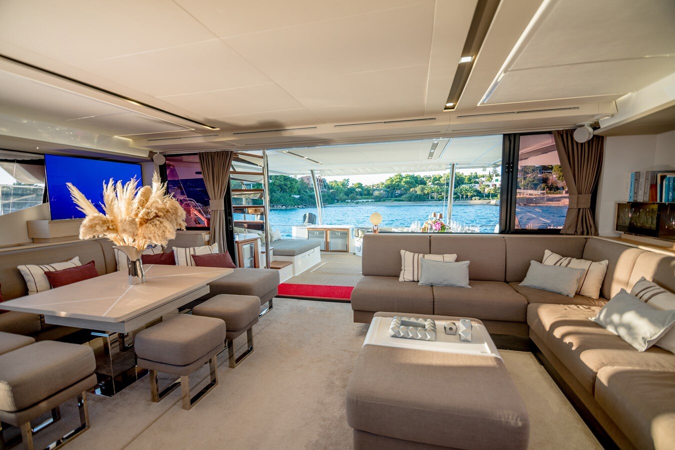 2024 FOUNTAINE PAJOT 64' 8