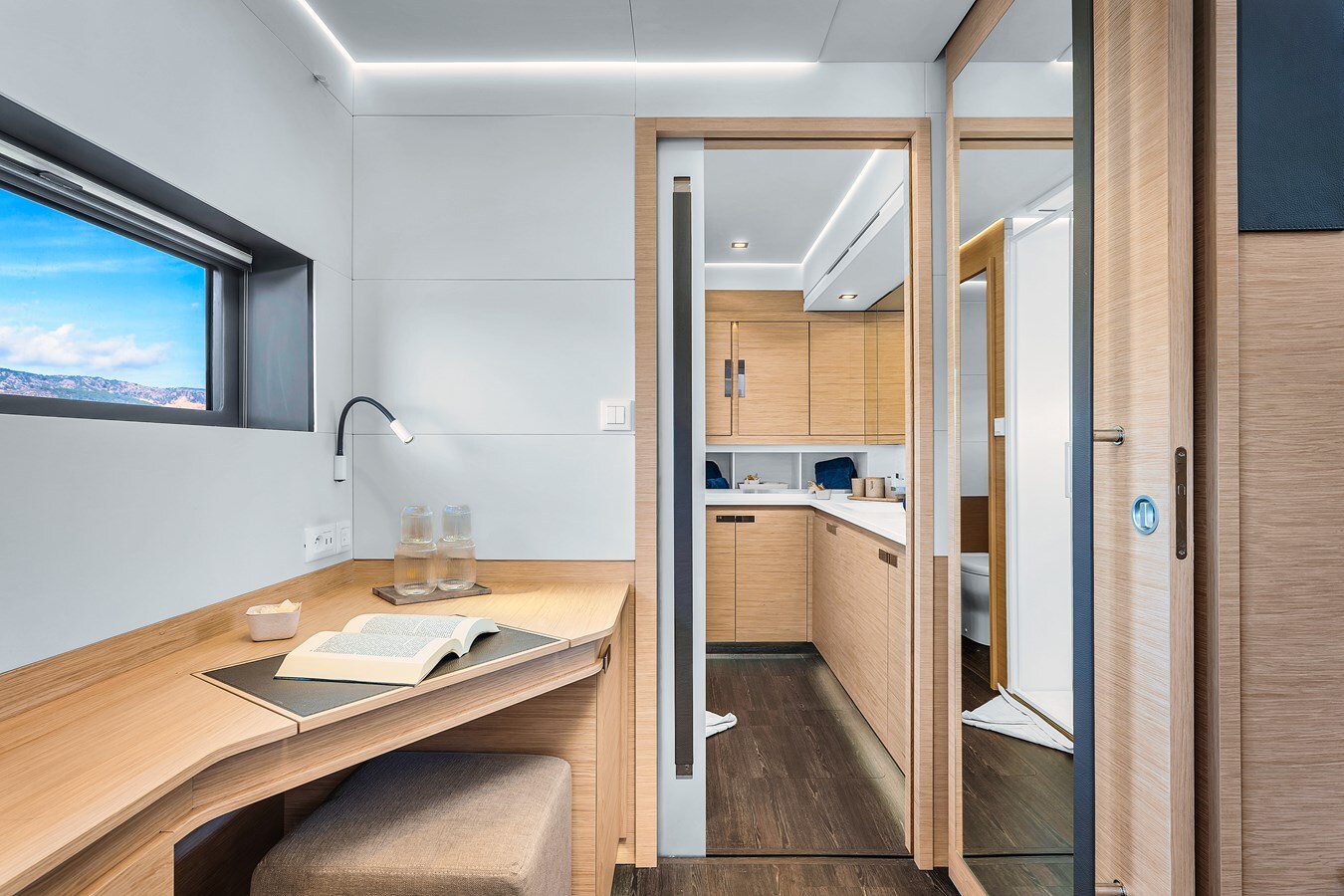 2024 FOUNTAINE PAJOT 67' 4