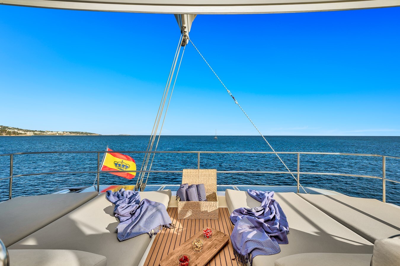 2024 FOUNTAINE PAJOT 67' 4