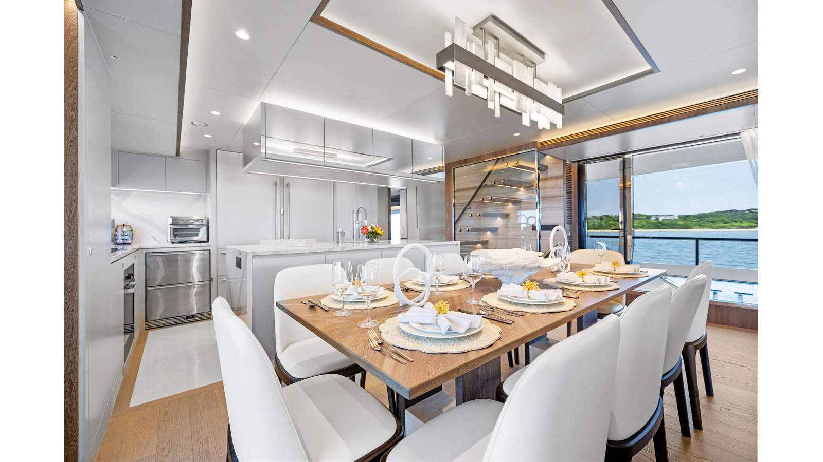 2024 HORIZON YACHT 90'