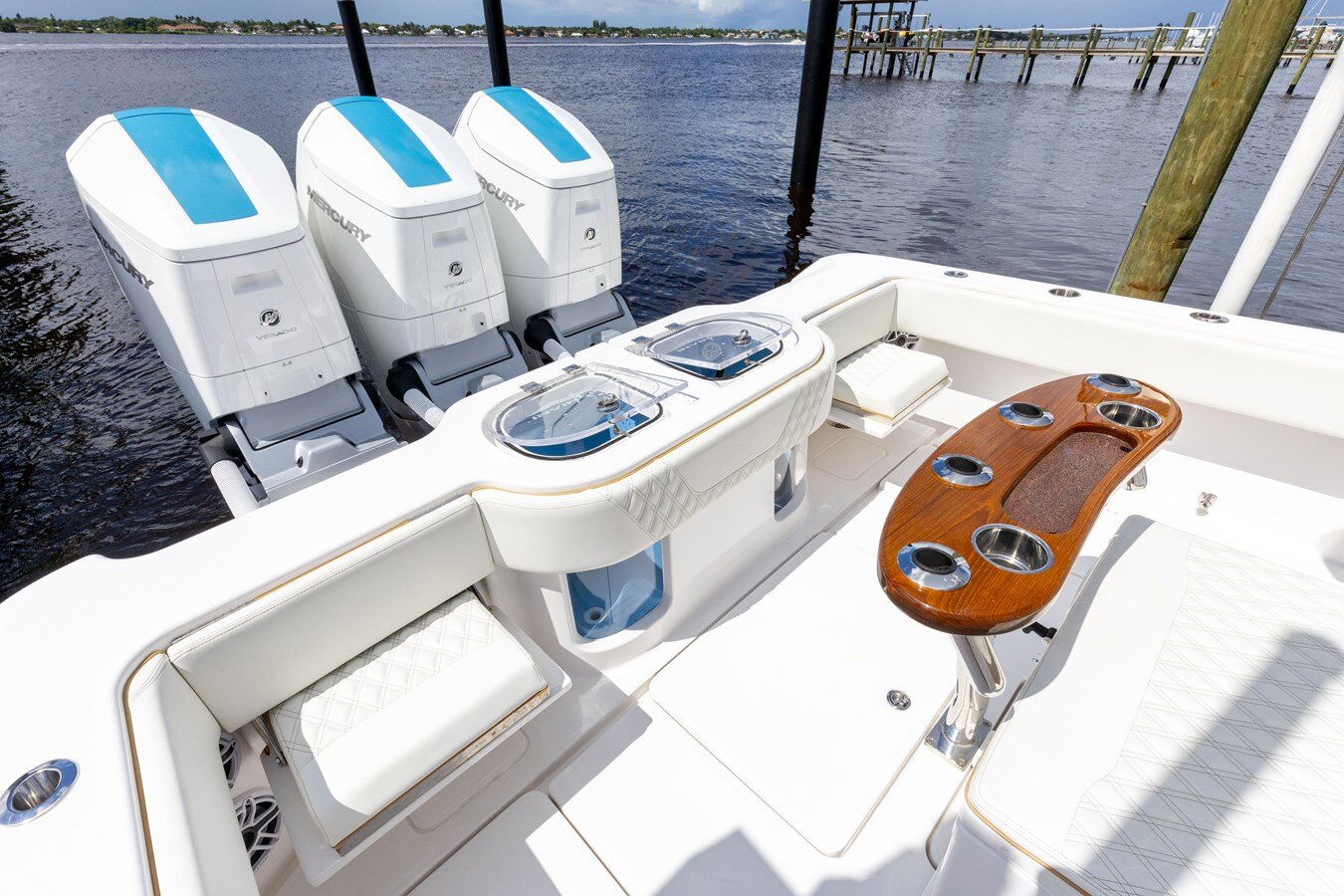 2024-invincible-boats-42-9-c20931