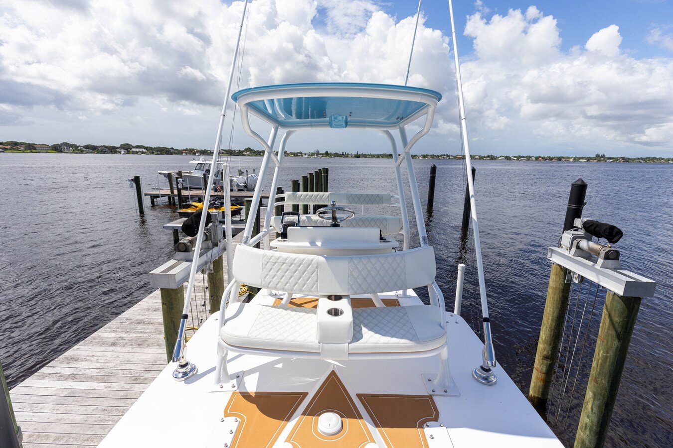 2024-invincible-boats-42-9-c20931