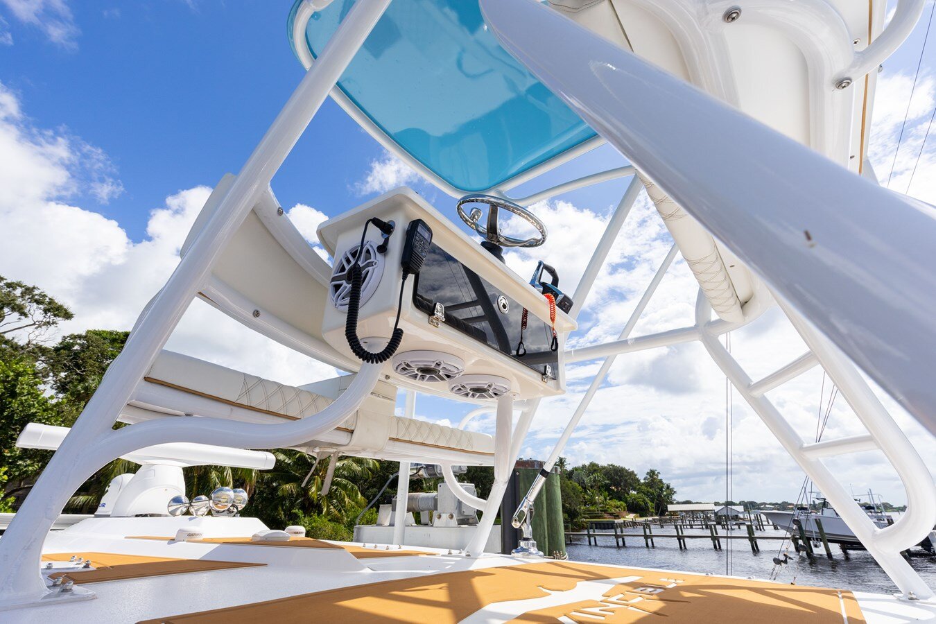 2024-invincible-boats-42-9-c20931