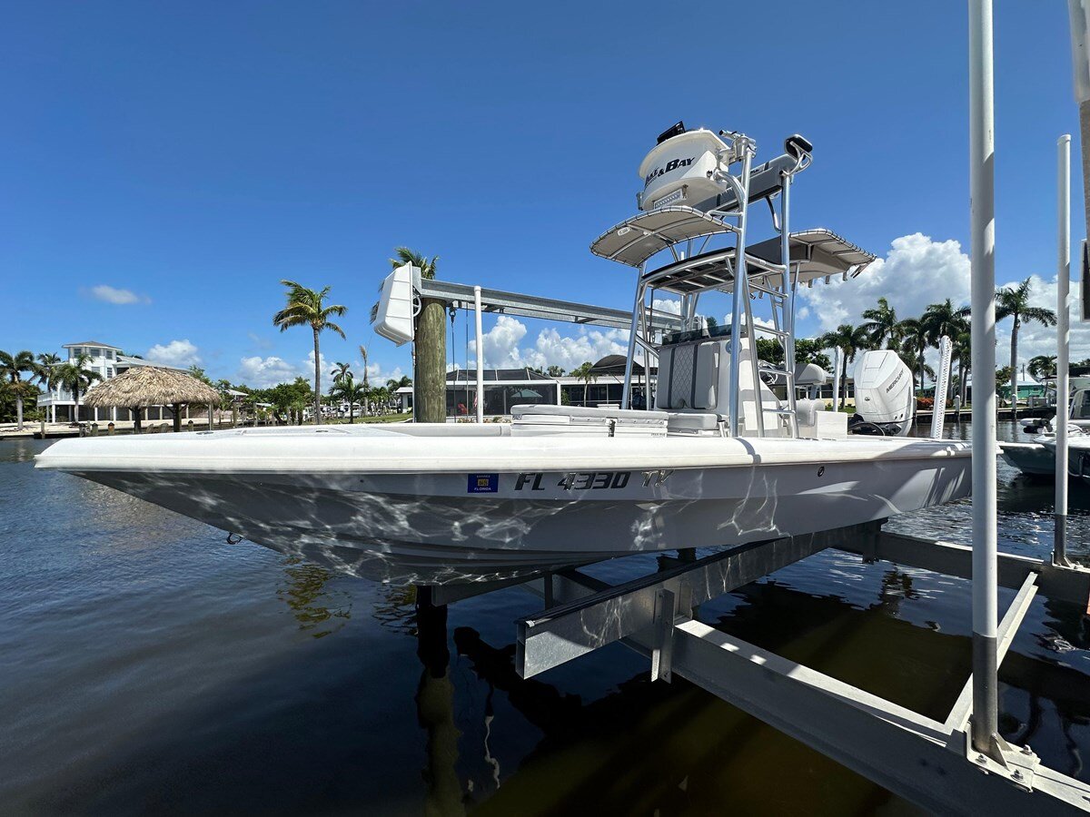 2024-lake-bay-24-680eb9