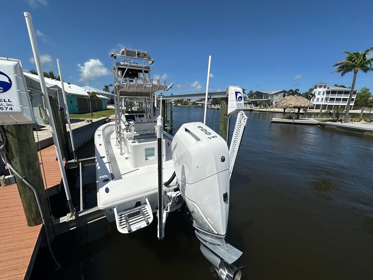 2024-lake-bay-24-680eb9