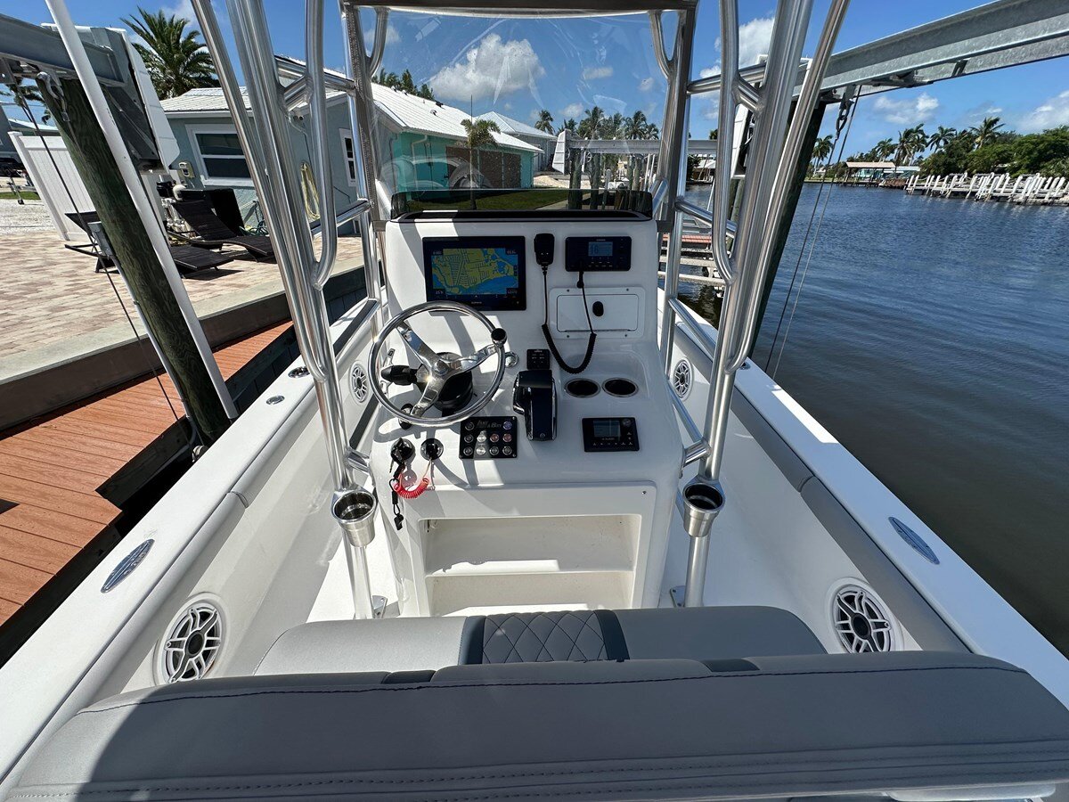 2024-lake-bay-24-680eb9