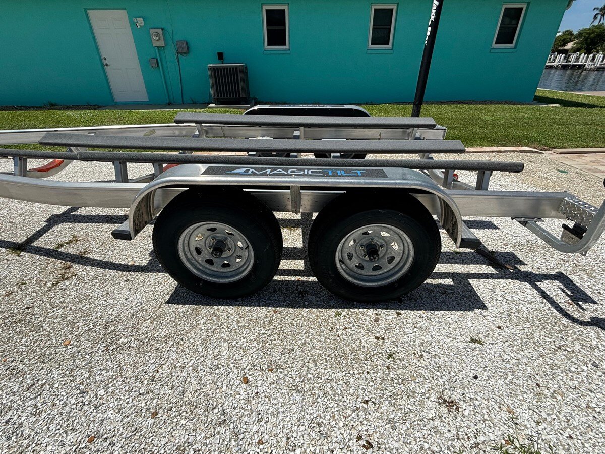 2024-lake-bay-24-680eb9