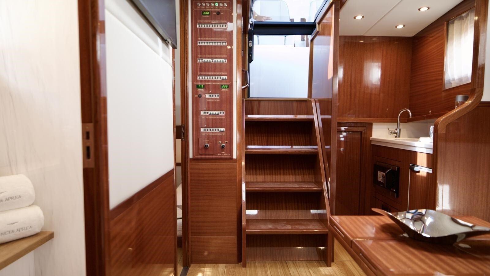 2024-lancia-aprea-52-99346a