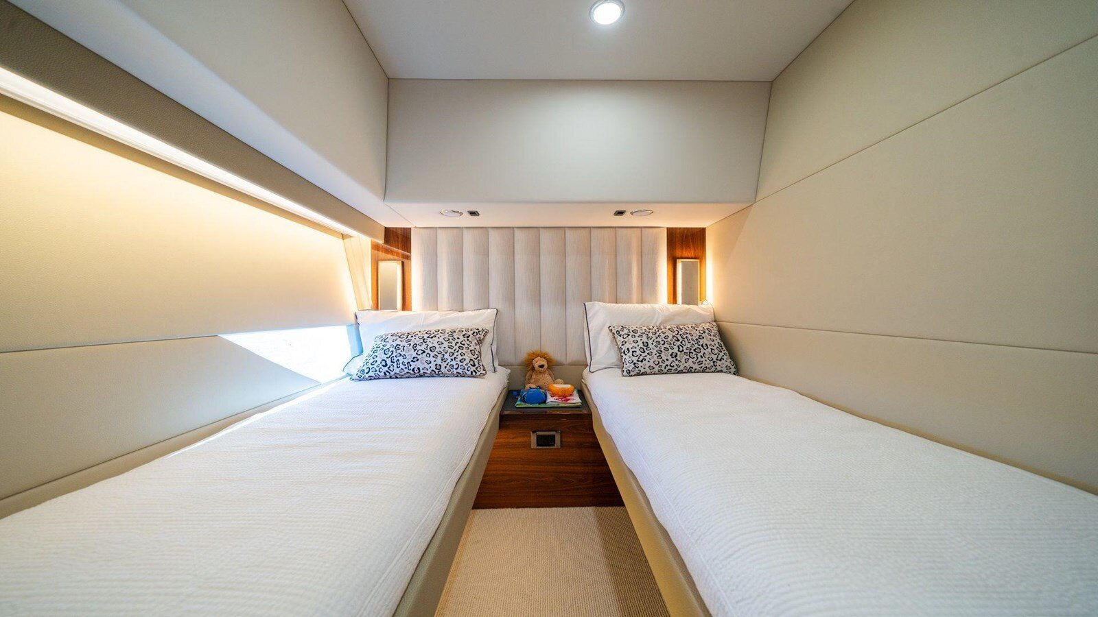 2024-maritimo-65-4-887bb1