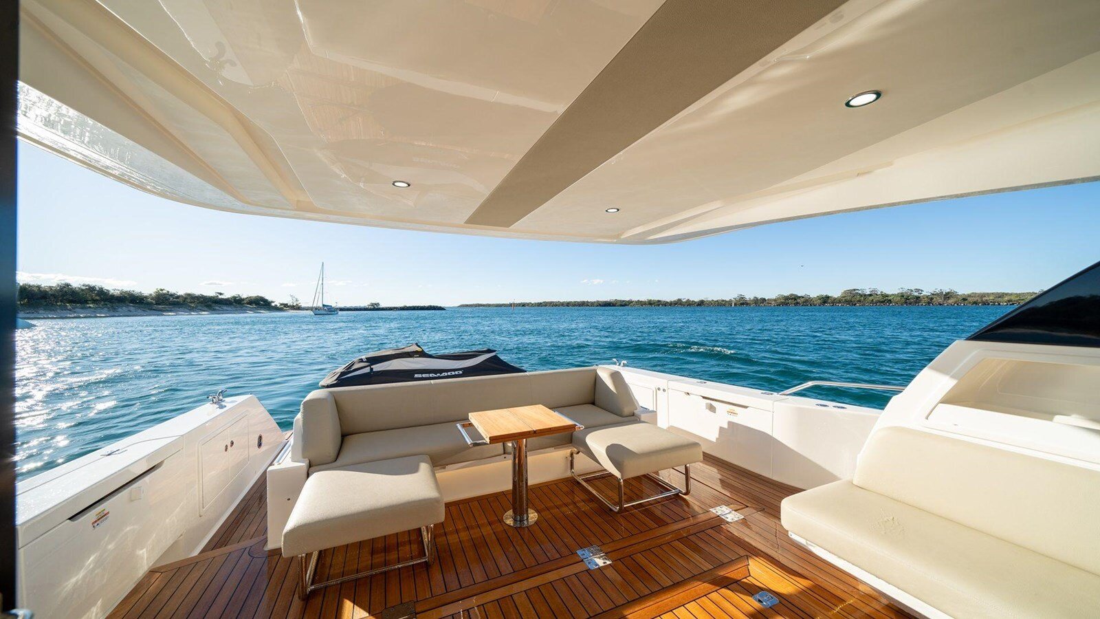 2024-maritimo-65-4-887bb1