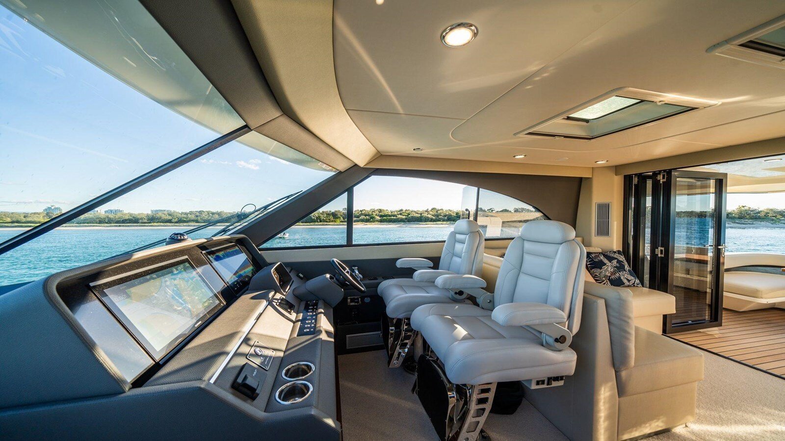 2024-maritimo-65-4-887bb1