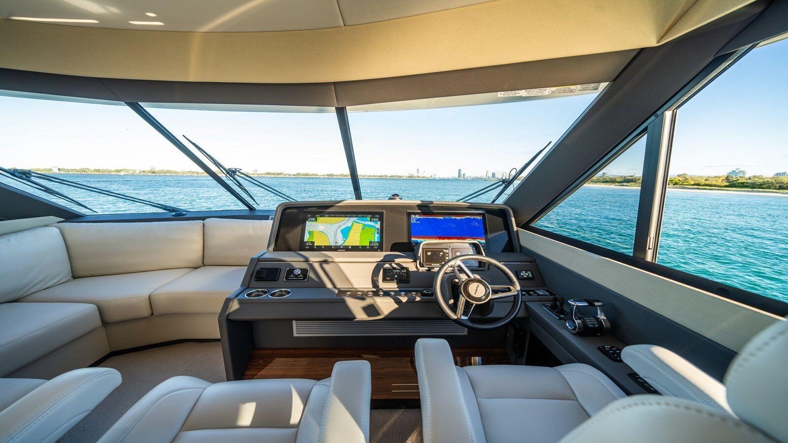 2024-maritimo-65-4-887bb1