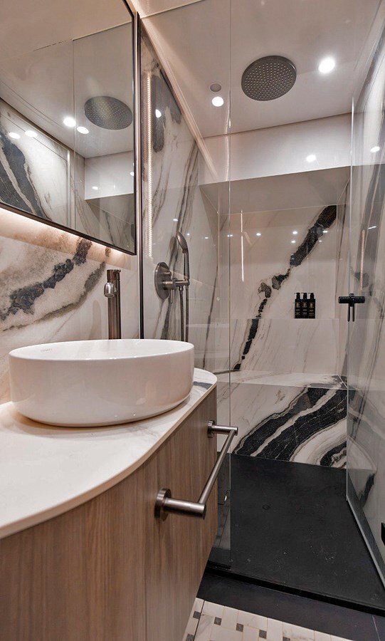 2024 MOON YACHTS 60' 1