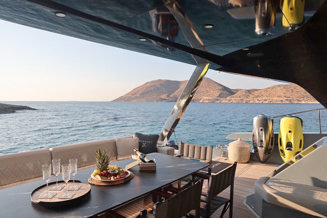 2024-moon-yachts-60-1-7485eb