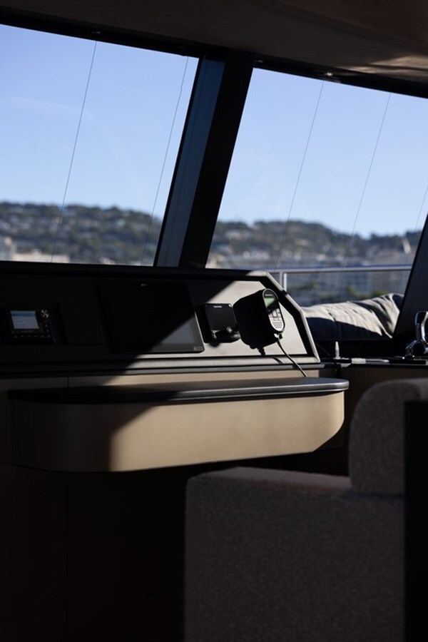 2024-moon-yachts-63-5-723175