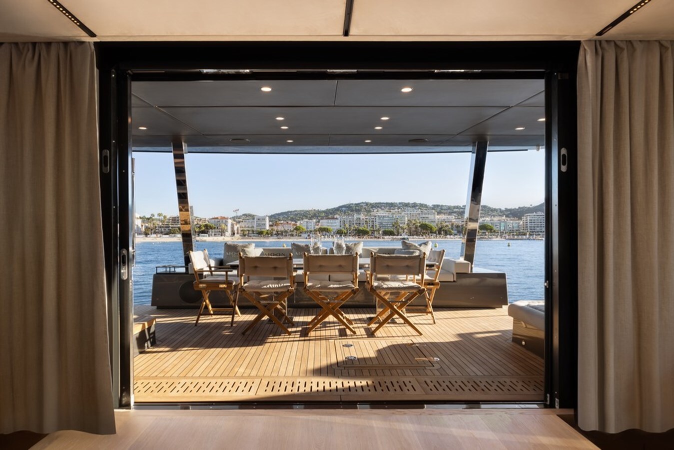 2024-moon-yachts-63-5-723175