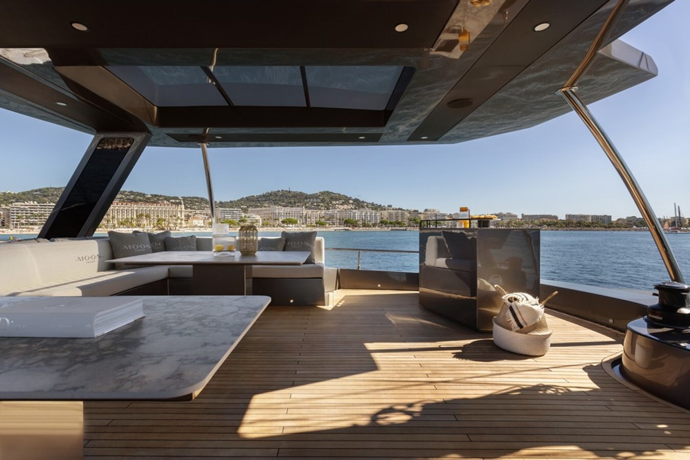 2024-moon-yachts-63-5-723175