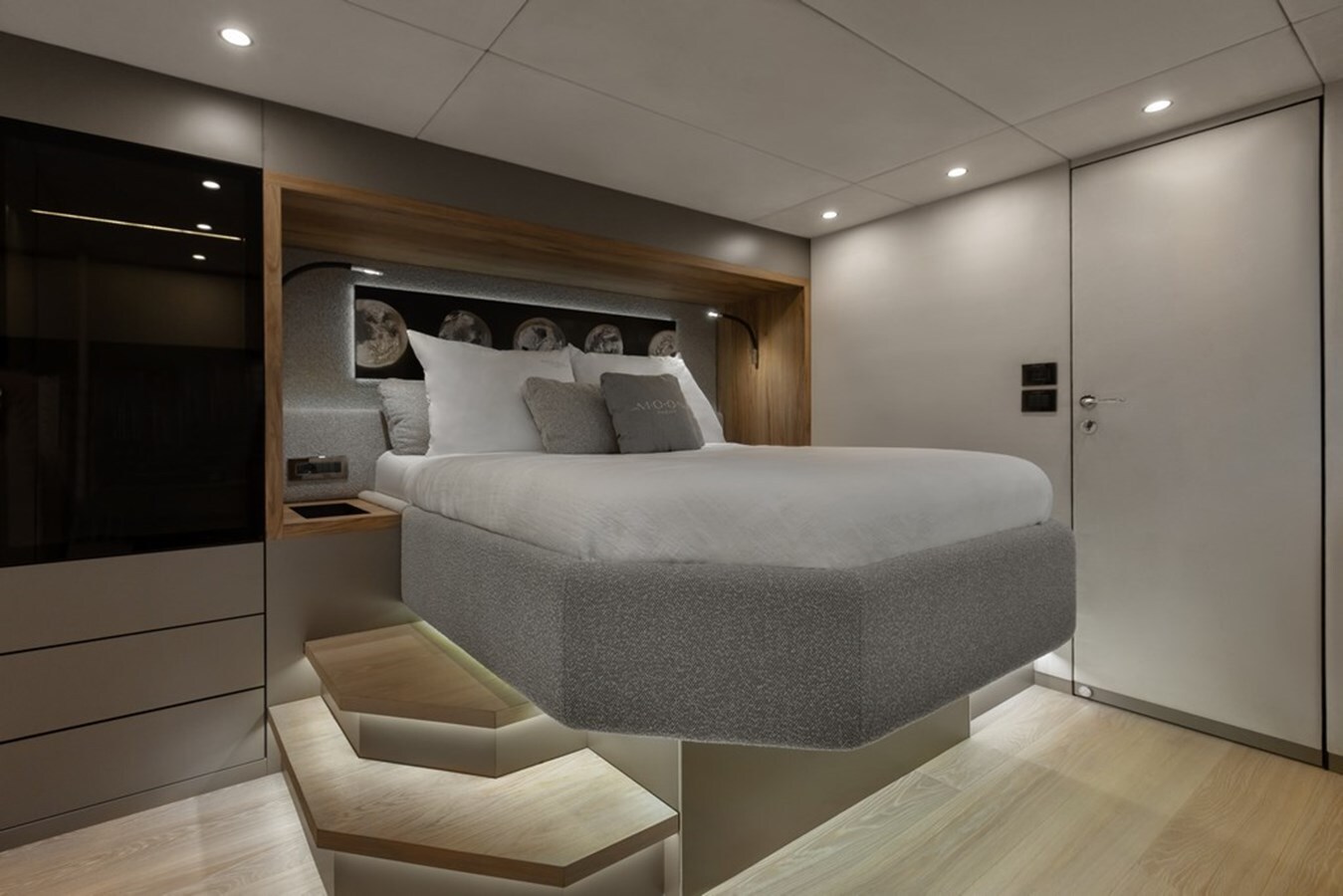 2024-moon-yachts-63-5-723175