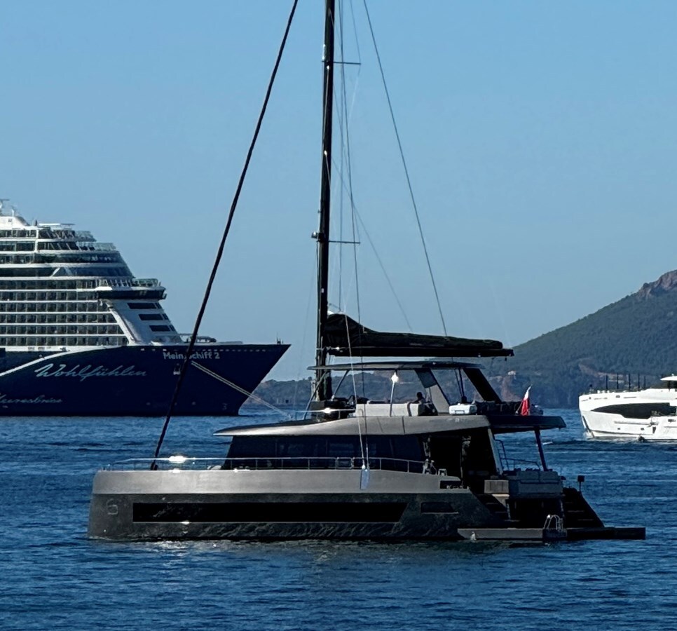 2024-moon-yachts-63-5-723175