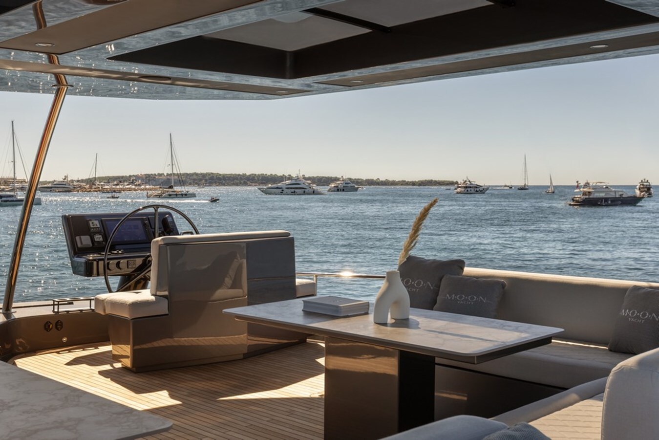 2024-moon-yachts-63-5-94f356