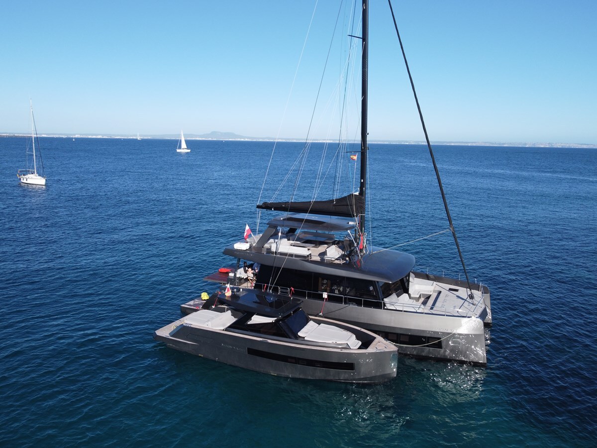 2024-moon-yachts-63-5-94f356